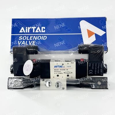 Соленоидный клапан 4V330C-08 AIRTAC для воздуха 0,15 до 0,8 МПа 21 до 114 Пси